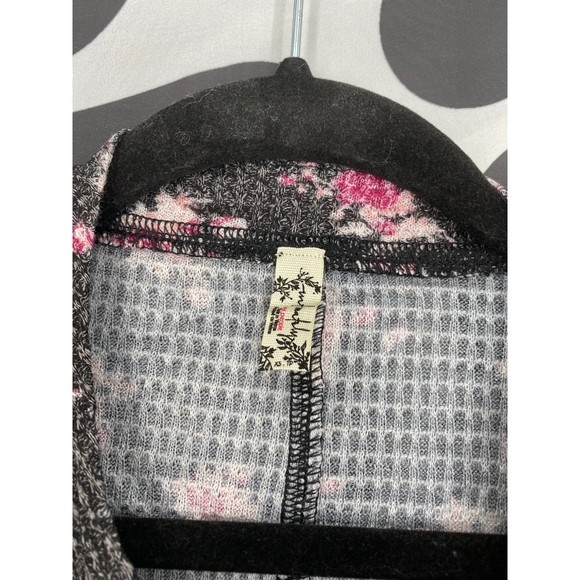 Free People NWT One of the Girls Printed Henley Pink Floral Long Sleeve Top New - Picture 8 of 13